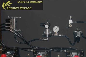 (3) MAN-U-COLOR-BEDIENPULT (3) MAN-U-COLOR-BEDIENPULT